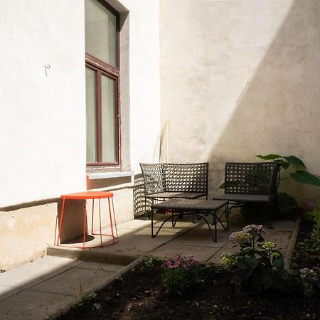 Chic Newly-Renovated Apartment Steps From Subway In Vienna'S Hernals District Exterior foto