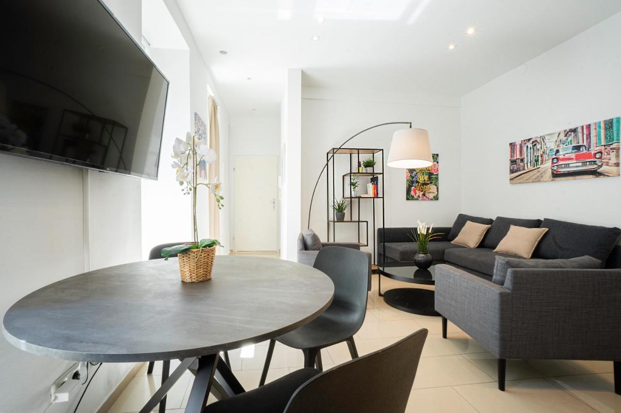 Chic Newly-Renovated Apartment Steps From Subway In Vienna'S Hernals District Exterior foto